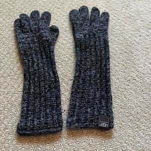 UGG Black/grey Knit Gloves women